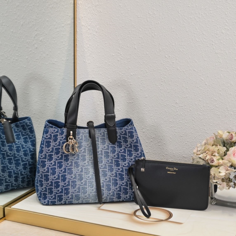 D*or top handle bags